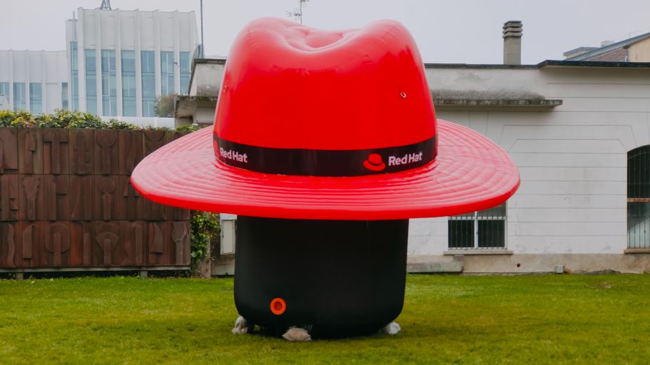 Red-Hat-Summit-24 9x5.jpg