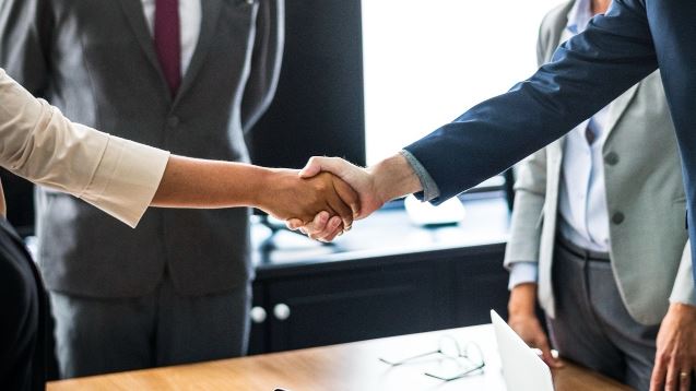 <a href="https://www.freepik.com/free-photo/business-people-shaking-hands-meeting-room_2770459.htm#fromView=search&page=2&position=0&uuid=7d40cedb-9dd9-4910-a227-7f925e02f7d7">Image by rawpixel.com on Freepik</a>