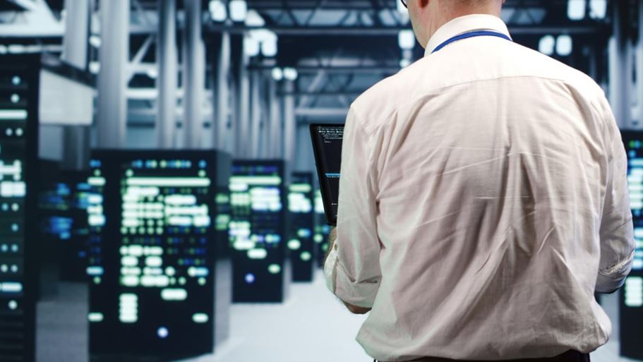 <a href="https://www.freepik.com/free-photo/repairman-running-code-data-center_197583746.htm#fromView=search&page=1&position=40&uuid=e0547496-3207-44db-ab09-a5ebc848f20f">Image by DC Studio on Freepik</a>