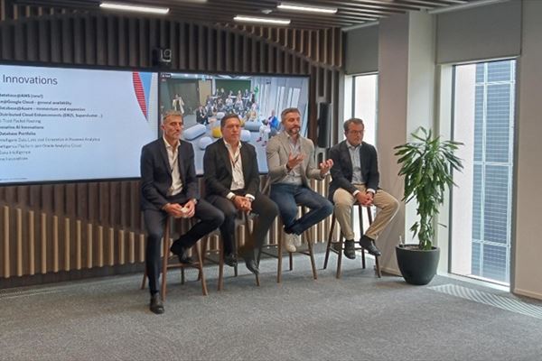 Da sinidstra: Giovanni Ravasio, Mario Nicosia, Andrea Sinopoli e Michele Porcu (Oracla)