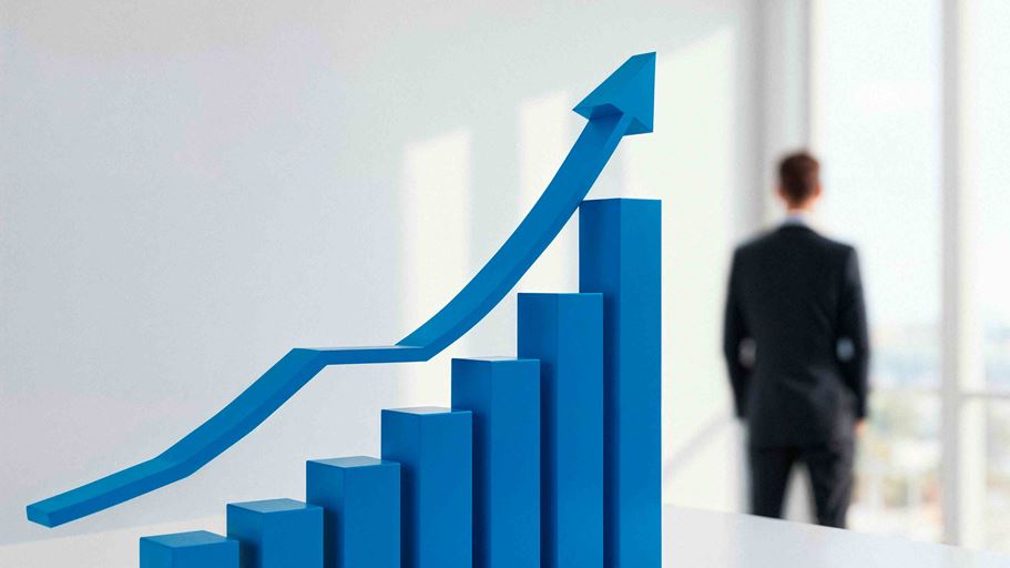 <a href="https://www.freepik.com/free-ai-image/business-growth-progress-chart-with-businessman_420472842.htm">Image by freepik</a>