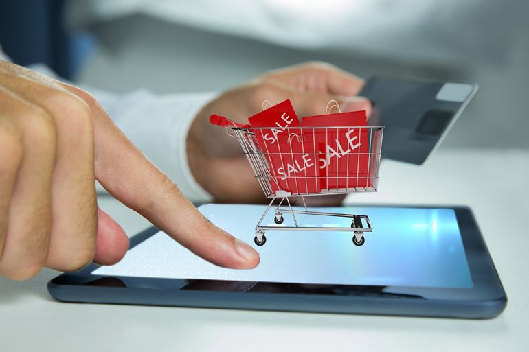 <a href="https://www.freepik.com/free-photo/man-playing-tablet-with-shopping-cart_926676.htm">Image by creativeart on Freepik</a>