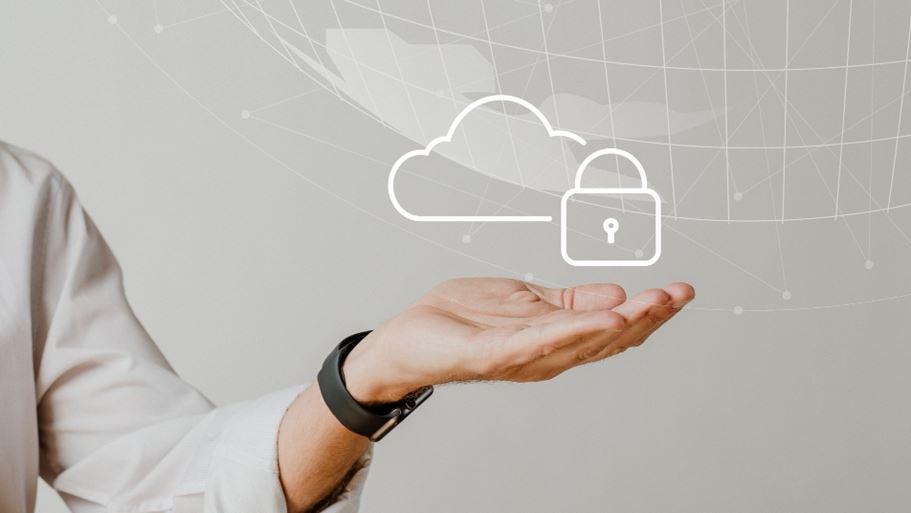 <a href="https://www.freepik.com/free-photo/hand-holding-cloud-system-with-data-protection_17121563.htm#fromView=search&page=1&position=9&uuid=5f27f4ae-7bb6-4137-a5cf-3522b996e55e&query=cloud+cybersecurity">Image by rawpixel.com on Freepik</a>