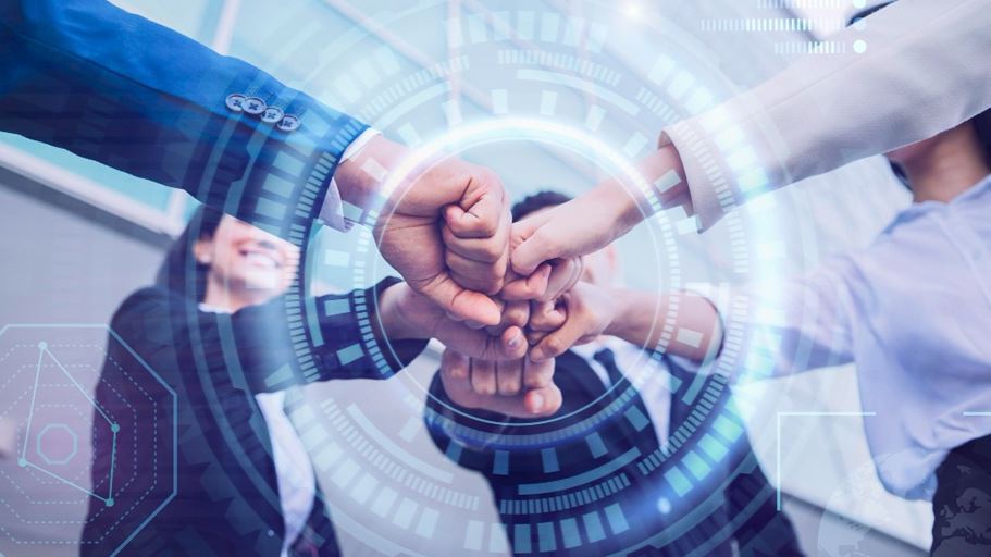 <a href="https://www.freepik.com/free-photo/business-concept-with-team-close-up_19924274.htm#fromView=search&page=1&position=18&uuid=fd8cd12f-ba72-4efc-805e-c6e01a0a6a4d&query=business">Image by freepik</a>
