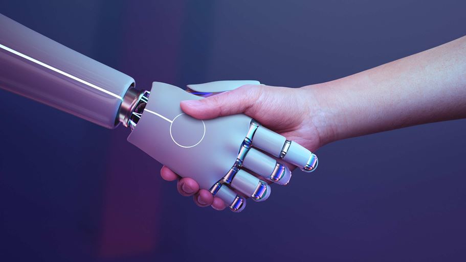<a href="https://it.freepik.com/foto-gratuito/priorita-bassa-umana-stretta-di-mano-del-robot-era-digitale-futuristica_17850426.htm#fromView=search&page=1&position=2&uuid=2d32279d-46f8-4567-b9b4-02c1bac9ea4e&query=artificial+intelligence">Immagine di rawpixel.com su Freepik</a>