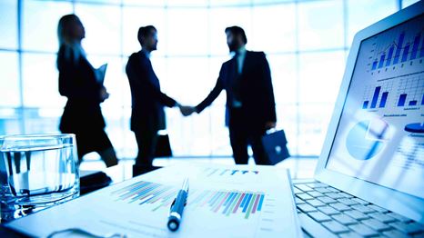 <a href="https://www.freepik.com/free-photo/economic-information-with-executives-negotiating-background_863252.htm">Image by pressfoto on Freepik</a>