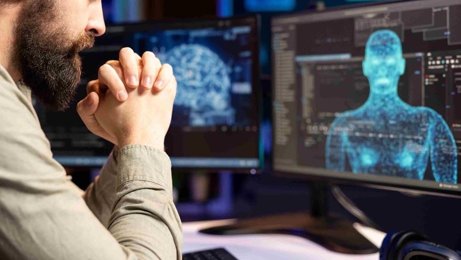 <a href="https://it.freepik.com/foto-gratuito/scienziato-informatico-sorpreso-dall-ia-che-si-materializza-sullo-schermo-senza-essere-richiesto_237225545.htm">Immagine di DC Studio su Freepik</a>