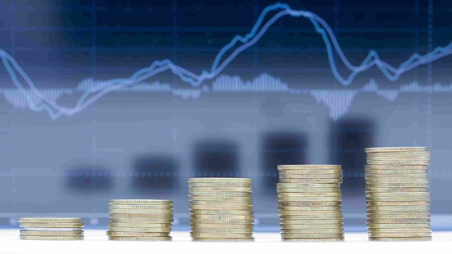<a href="https://www.magnific.com/free-photo/stack-five-rows-coins_5508866.htm">Image by jcomp on Magnific</a>