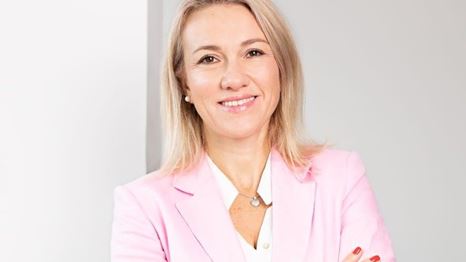 Anna Ongaro-Sis ID.jpg