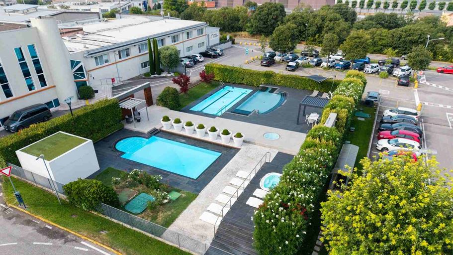 (Immagine: Piscine Castiglione)